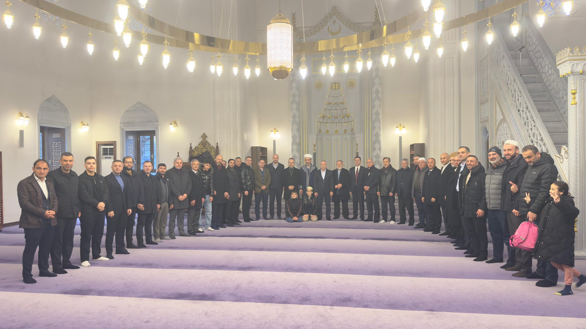 Şehit Onbaşı Azim Özdemir Camii’nde Bayram Namazı