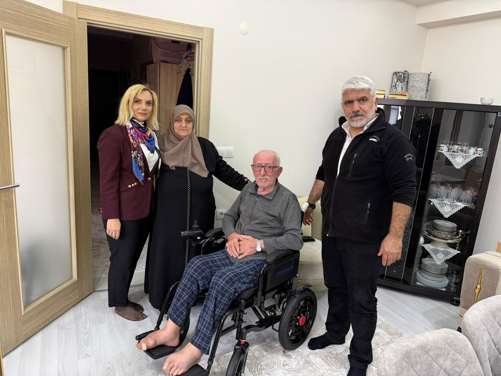 Sosyal Politikalar Çalışmaları Kapsamında Akülü Sandalye Desteği