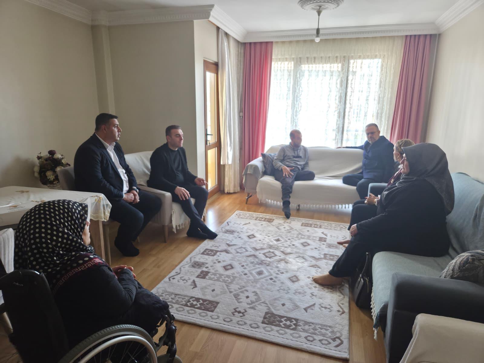 AK PARTİ ÇEKMEKÖY'DEN 3 ARALIK DÜNYA ENGELLİLER GÜNÜ'NDE ANLAMLI ZİYARETLER