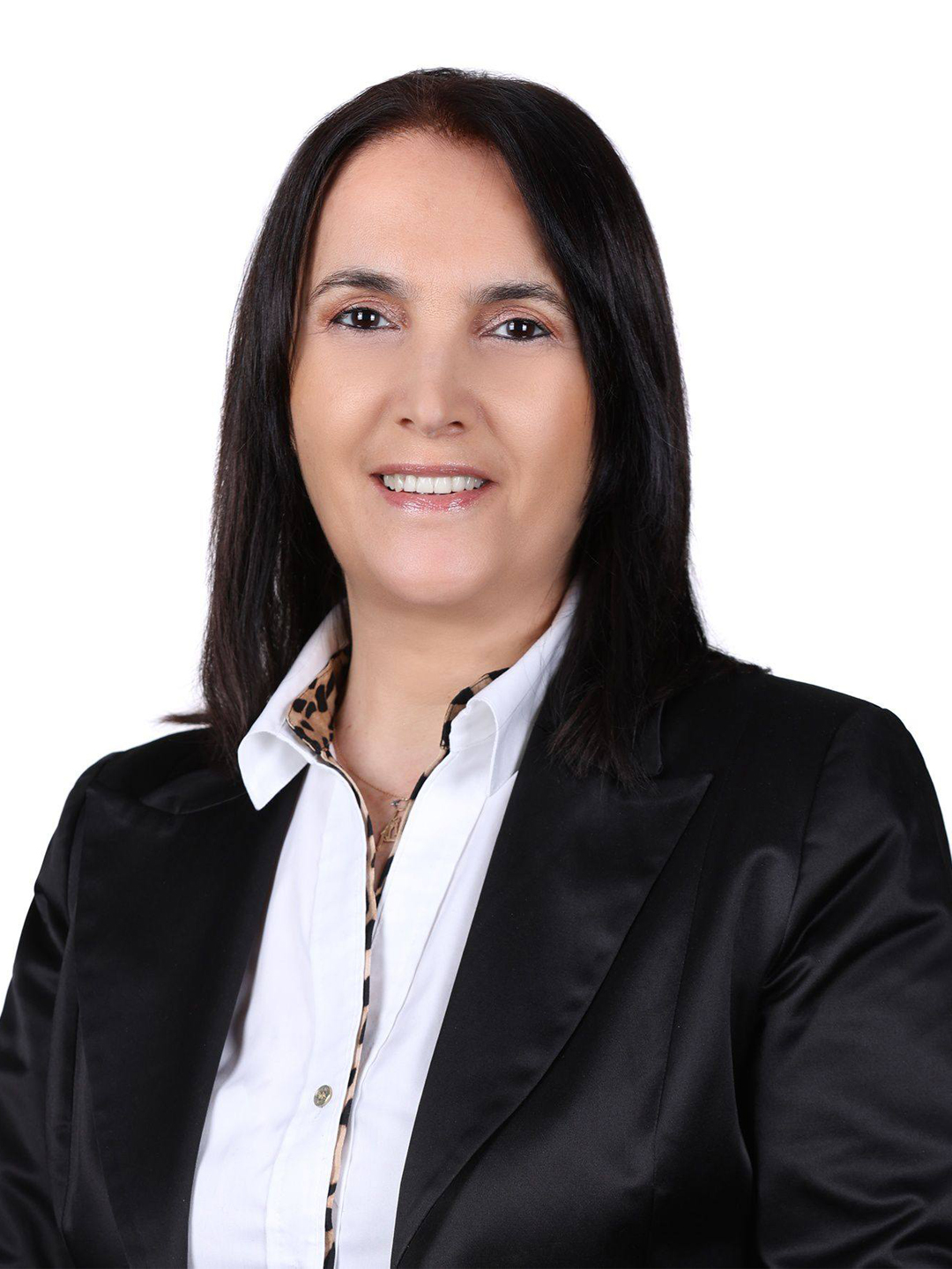 SUNA GÖNÜLLÜ UZUNOĞLU