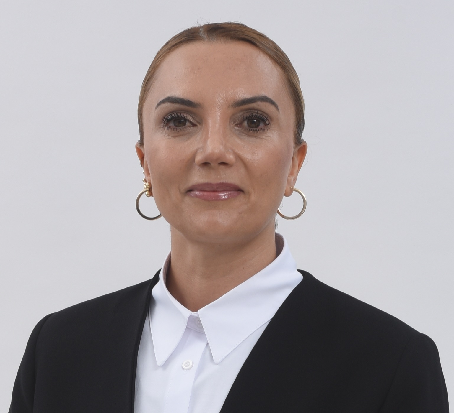 aslihan-murathanogullari-isildak